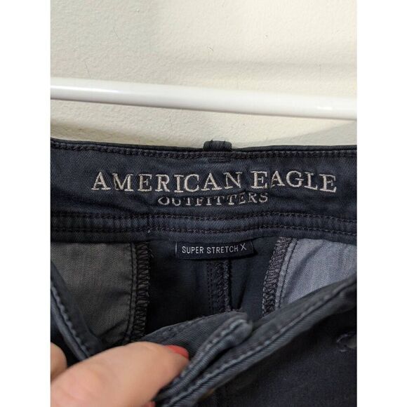 American Eagle Outfitters Super Stretch Midi Navy Blue Shorts - Size 10 - Picture 4 of 5